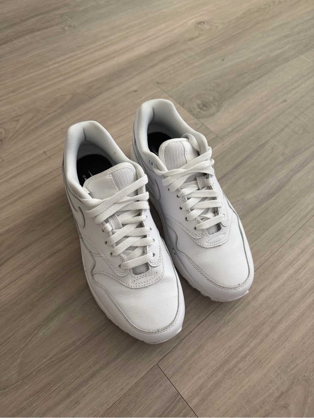 Nike Air Max 90 White Sneakers Women’s Size 7.5 - Picture 3 of 6